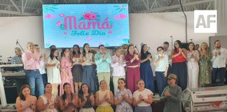 STSGE celebra a madres sindicalizadas con rifas, regalos y llamado a la unidad en Colima