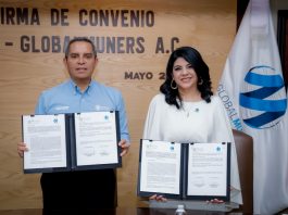 Firman convenio de colaboración UdeC-GLOBALMUNERS A.C.