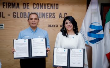 Firman convenio de colaboración UdeC-GLOBALMUNERS A.C.