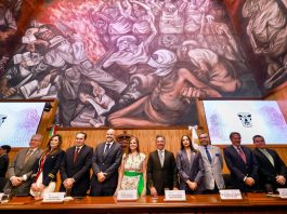 Karla Planter presentó su primer informe de labores al frente de la U de G