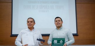 La FEC sella una cápsula del tiempo para preservar 71 años de historia estudiantil