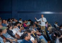 La universidad no reemplaza a la familia: Christian Torres Ortiz