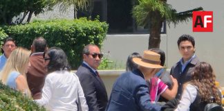 “¡Que entregue el celular!”: Leonel Godoy declara ante la Fiscalía de Michoacán entre consignas contra Grecia Quiroz