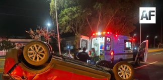 Dos personas resultan lesionadas tras volcadura en Tercer Anillo Periférico; una fue hospitalizada