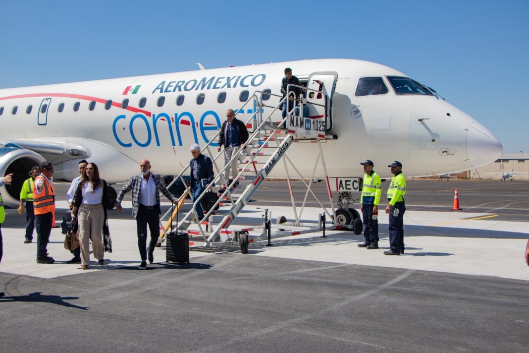 avion aeromexico 01