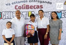Gobierno del Estado continuó la entrega de ColiBecas Mochilas, Útiles y Uniformes a 159 estudiantes del municipio de Colima