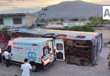Accidente de autobús deja más de 30 lesionados en Villa Corona, Jalisco