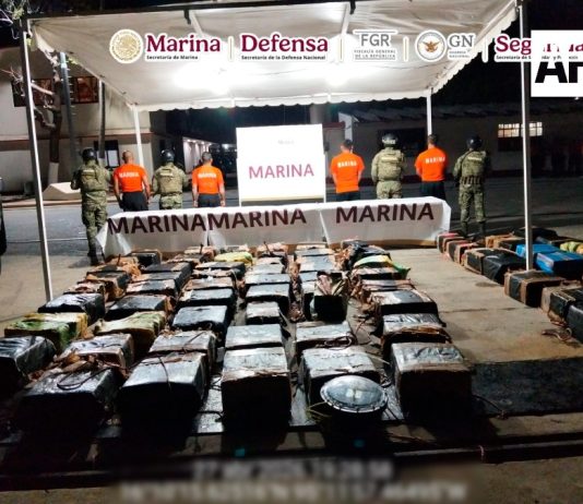 Marina asegura más de dos toneladas de cocaína en aguas del Golfo de Tehuantepec