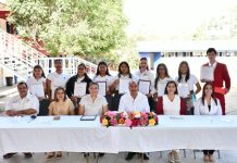Reconocen a alumnos colimenses del CETis 157 por triunfo nacional en el Desafío Innova HSBC