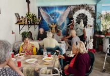 Guardia Nacional festeja a mamás colimenses en Asilo del municipio de Cuauhtémoc
