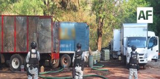 Aseguran 117 mil litros de hidrocarburo y 23 kilos de metanfetamina en operativos en Jalisco