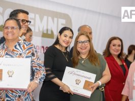 Indira Vizcaíno: las y los maestros son ejemplo vivo de servicio; para la docencia educar es propósito de vida