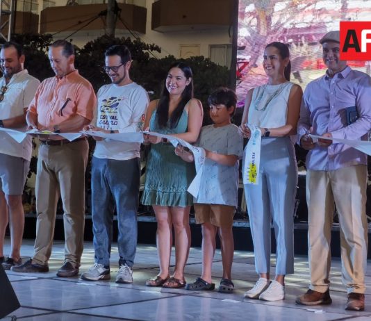 Inauguran Indira Vizcaíno y Rosi Bayardo el Festival Costero 2026 en Manzanillo