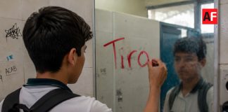 Autoridades alertan por retos virales y falsas amenazas en escuelas de Jalisco