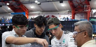 Equipo de Prepa Tec Colima es reconocido en torneo internacional de robótica en Estados Unidos