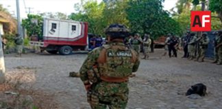 Aseguran vehículo blindado, armas y equipo táctico en Tecomán: Gabinete de Seguridad
