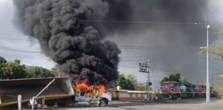Ataque a Fiscalía, tráileres incendiados y operativos; alcaldes de Tecomán y Coquimatlán llaman a la calma