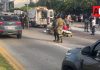 Choque entre motocicleta y taxi deja 1 muerto sobre el Boulevard de Manzanillo; también hay 1 lesionado