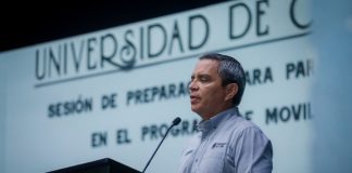 Anuncia rector recuperación de las becas de apoyo a la movilidad académica, tras quince años de ausencia