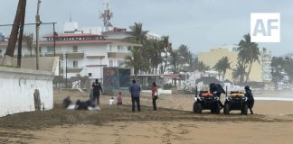 Mujer muere ahogada en Playa Azul; autoridades reiteran llamado a extremar precauciones por fuerte oleaje