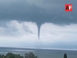 Se registró un tromba marina en el lago de Chapala, Jalisco