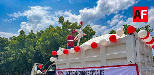 Con récord histórico de producción, salineros de Colima celebran «El Acabo» y anuncian que adelantarán la próxima zafra