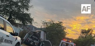 Reportan percance vial de Patrulla de policía municipal en Valle de Las Garzas, Manzanillo