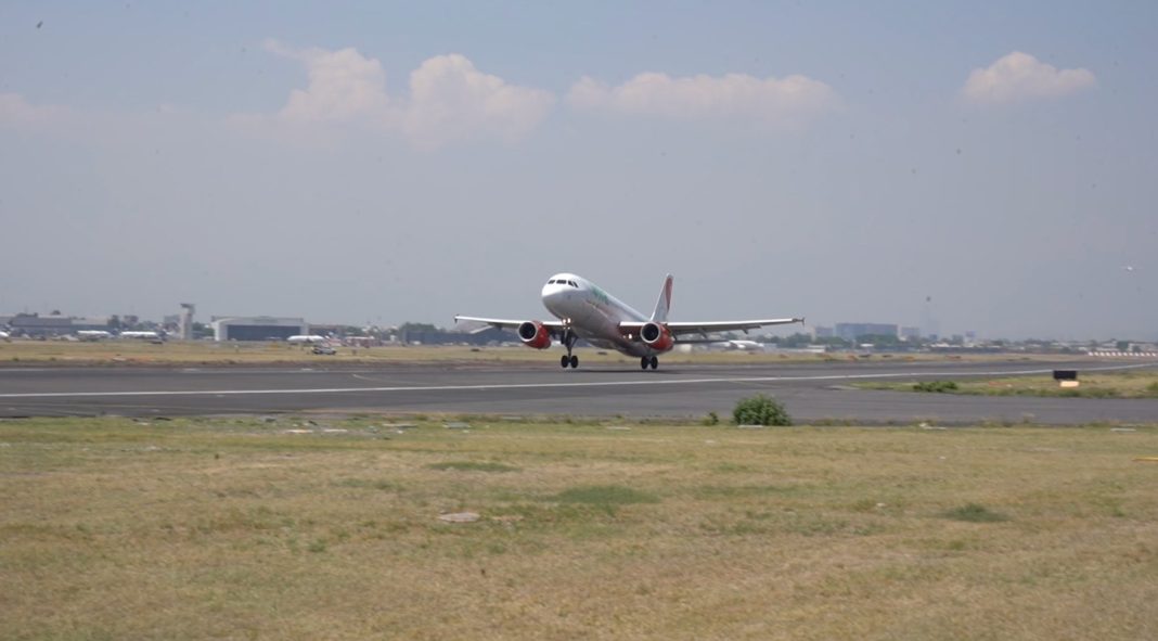 avion despegue