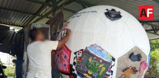 Internos del penal de Puerto Vallarta crean balón monumental inspirado en el Mundial