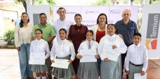 Entregan Ternium y Educación Colima 55 Becas al Mérito a estudiantes destacados de Cuauhtémoc