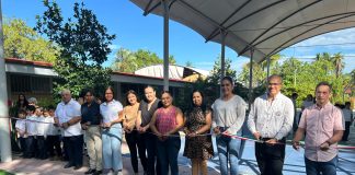 Rinden homenaje a las maestras Mercedes Arévalos e Irene Grajeda con nueva canchita de futbol