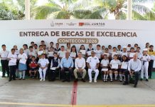 Educación Colima y Contecon Manzanillo entregan becas de excelencia educativa