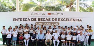 Educación Colima y Contecon Manzanillo entregan becas de excelencia educativa
