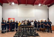 Bomberos Colima recibe importante donación de equipo especializado de Rotarios