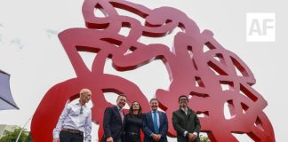 Gobernador de Jalisco inauguró escultura ”Las Bicicletas”en Zapopan