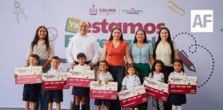 Indira Vizcaíno entrega Mi ColiBeca para Empezar a estudiantes de prescolares públicos de Villa de Álvarez
