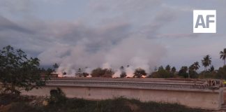 Reportan incendio en vertedero de basura temporal en Tecomán, Colima