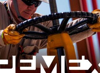 Pemex atiende fuga de combustóleo en ducto de Salina Cruz; activan protocolos de emergencia