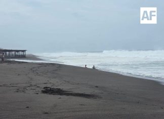 Huracán Simon provocará lluvias intensas, fuertes vientos y oleaje elevado en Colima