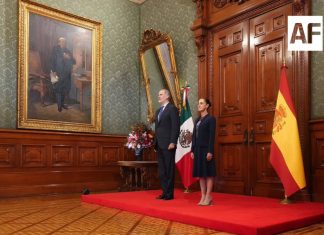 Presidenta Claudia Sheinbaum recibe en Palacio Nacional al rey Felipe VI