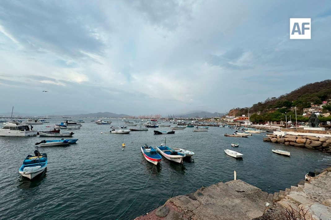puerto-cerrado-manzanillo