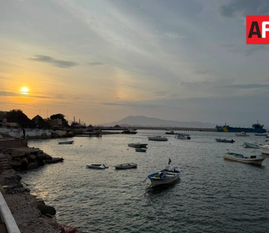 Reabren el puerto de Manzanillo tras casi 36 horas de cierre por condiciones meteorológicas