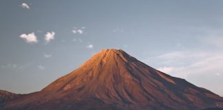 Volcán de Colima se mantiene en calma y con baja actividad: UEPC