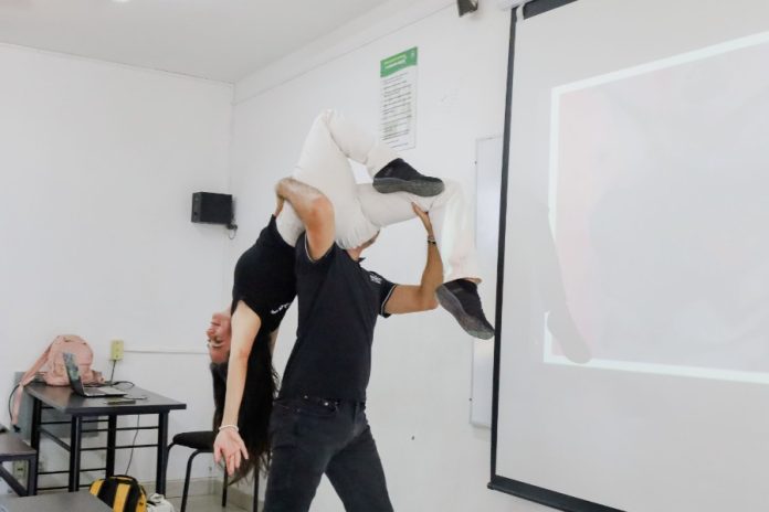 Arte visual y danza contemporánea en el Bach 25_a