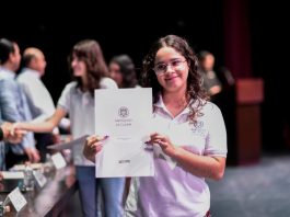 Egresa generación que obtuvo grandes logros en competencias de conocimiento, deportivas y en cultura