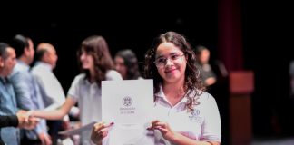 Egresa generación que obtuvo grandes logros en competencias de conocimiento, deportivas y en cultura