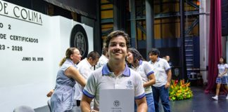Entrega Bachillerato 2 a 338 nuevos egresados