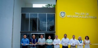 Entregan tercera etapa de un proyecto de más de 40 millones, en el Bachillerato 11 de Minatitlán