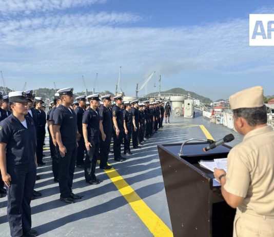 Fuerza Naval del Pacífico capacita a 159 cadetes en supervivencia en la mar