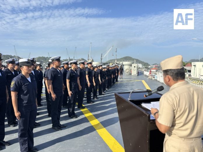Fuerza Naval del Pacífico capacita a 159 cadetes en supervivencia en la mar4